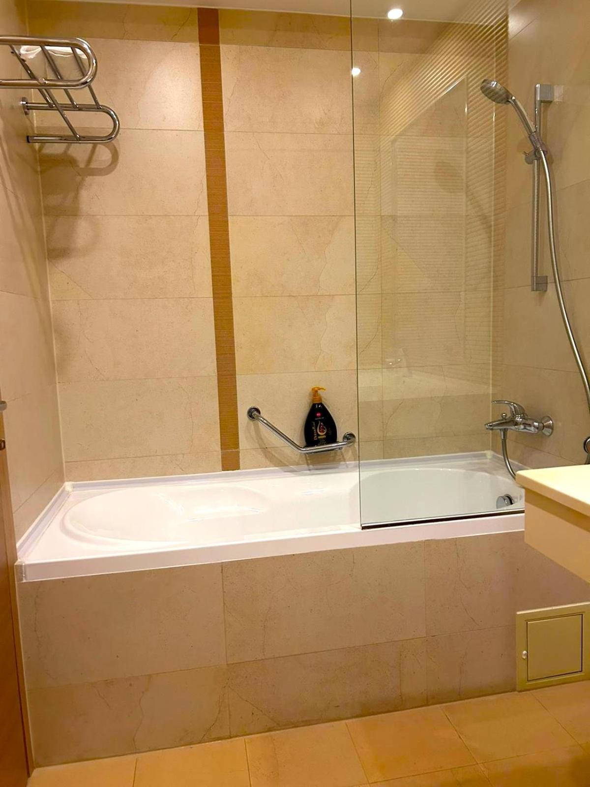 Yamaluxe Apartments - Silent & Warm With Many Facilities Bükreş Dış mekan fotoğraf